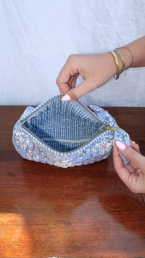 Mae Pouch