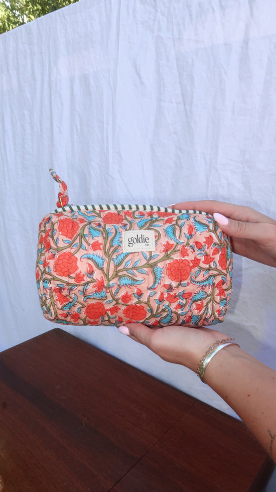 Stevi Pouch