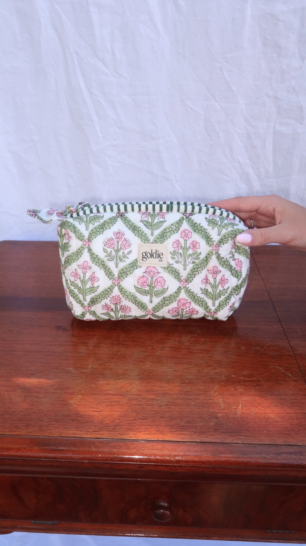 Lola Pouch
